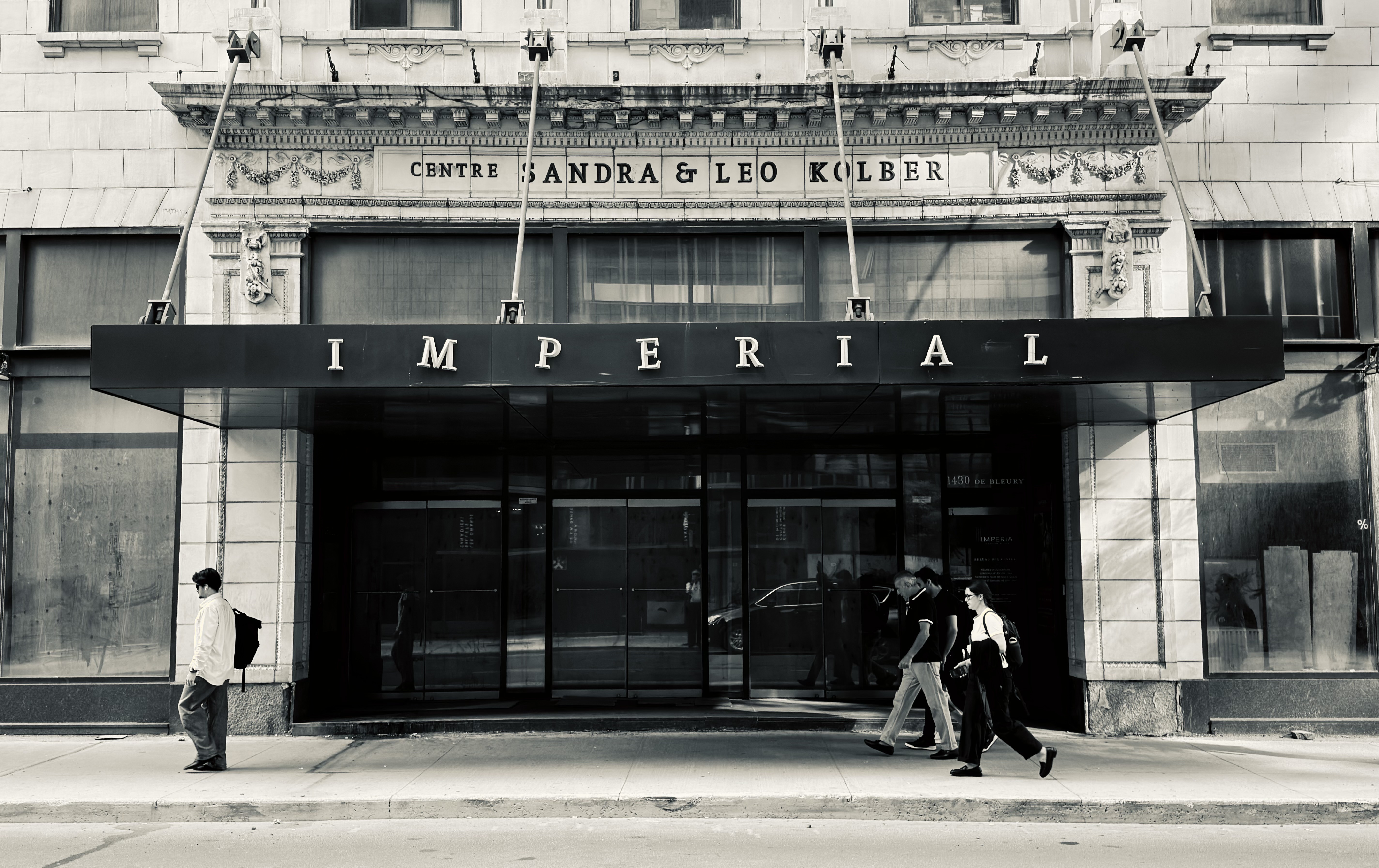 A charming building from 1913, which I believe was once a popular cinema. It appears to be closed now. Unfortunately, many theaters have shut down in recent years, largely due to streaming services like Netflix.